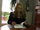 Geile Deutsche MILF mit Mega Titten fickt mit ihrem Chef